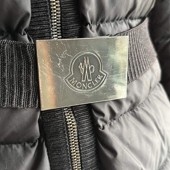 Moncler woman’s down jacket - Picture 16 of 16
